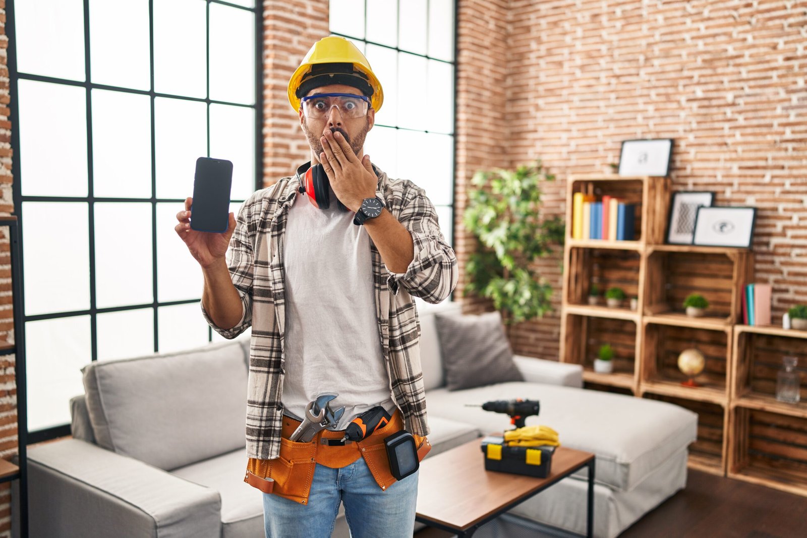 5 Common Electrical Problems in Irish Homes (and How to Fix Them Safely)
